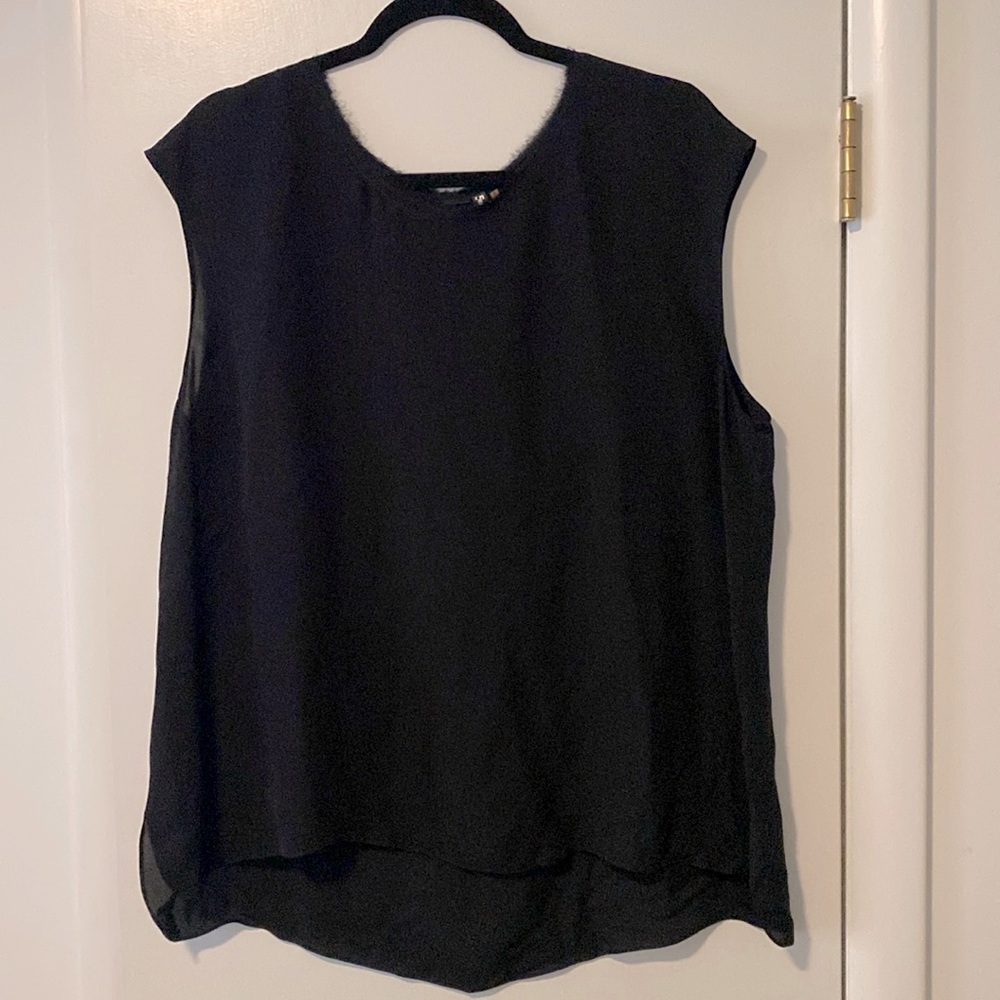 Elie Tahari black silk shell size XL